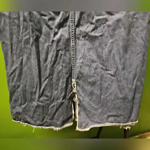 Denim Maxi Skirt With Raw Hem - Picture 7 of 8